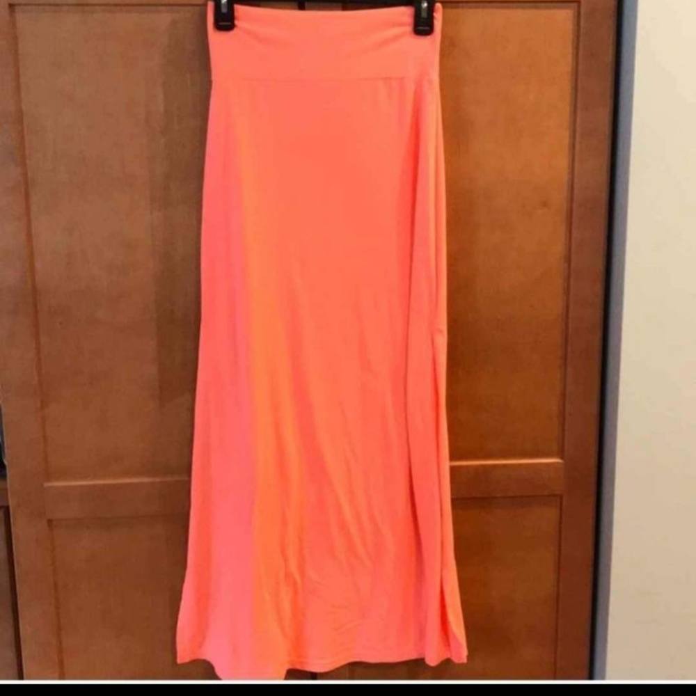 Brand new Charlotte Russe max skirt